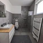 Apartment Charmante In