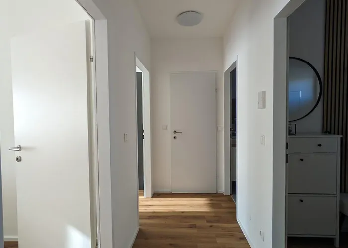 Charmante In * Φίλλαχ